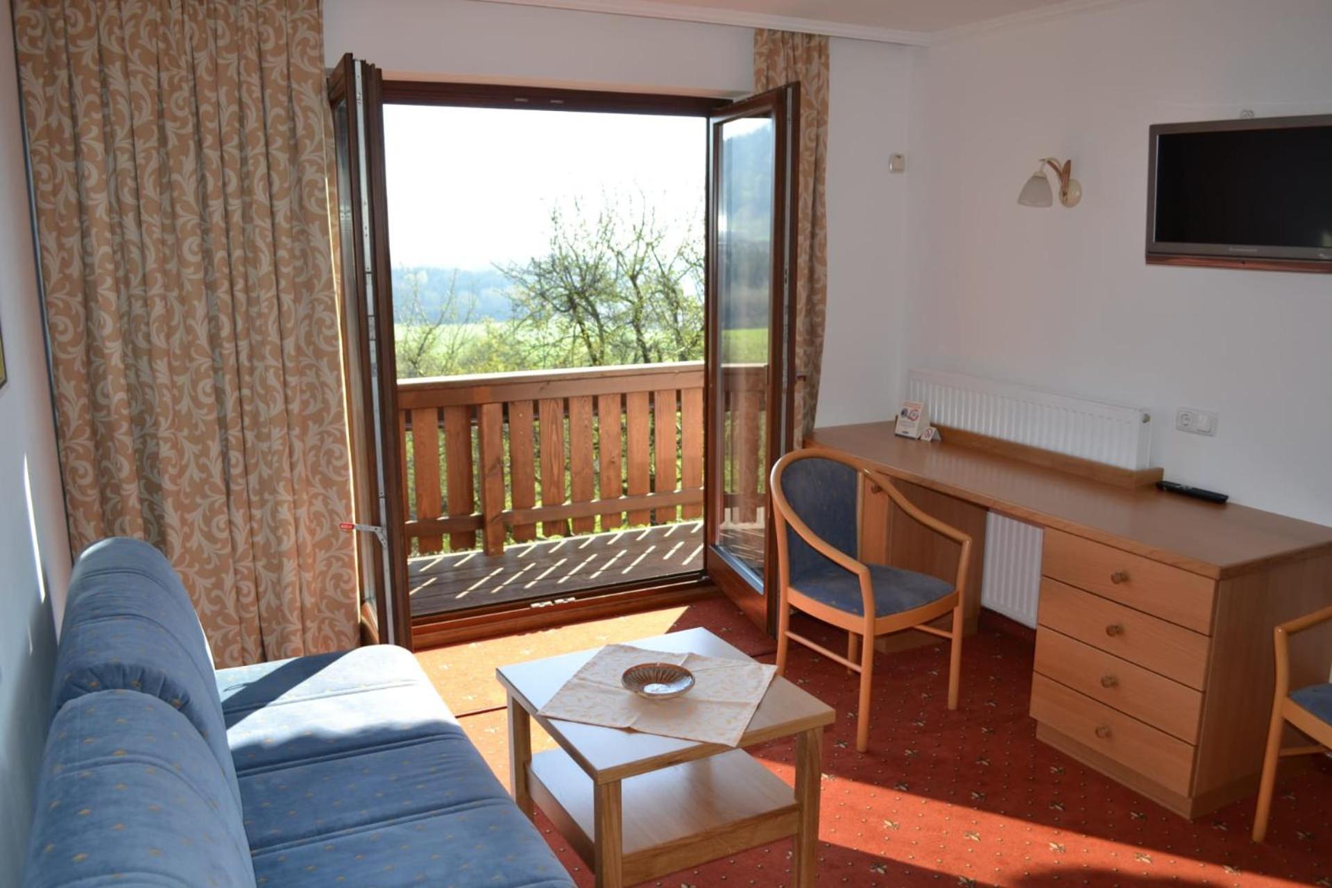 Hotel Hemetsberger Attersee エクステリア 写真