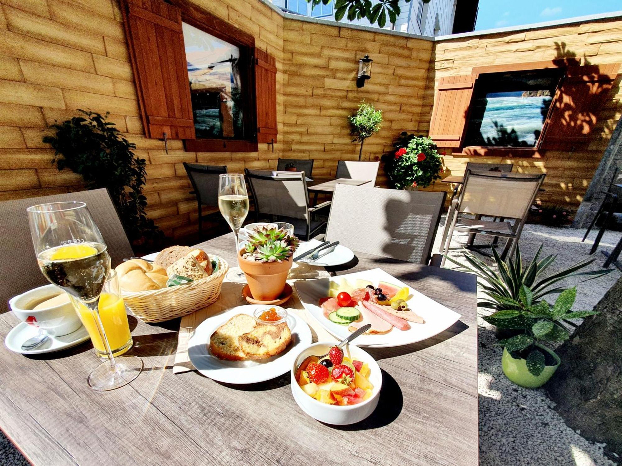 Hotel Hemetsberger Attersee エクステリア 写真