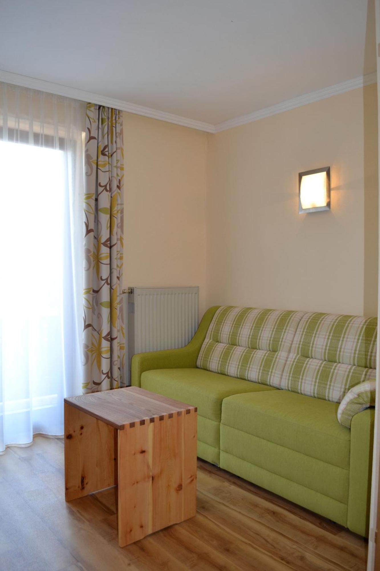 Hotel Hemetsberger Attersee エクステリア 写真
